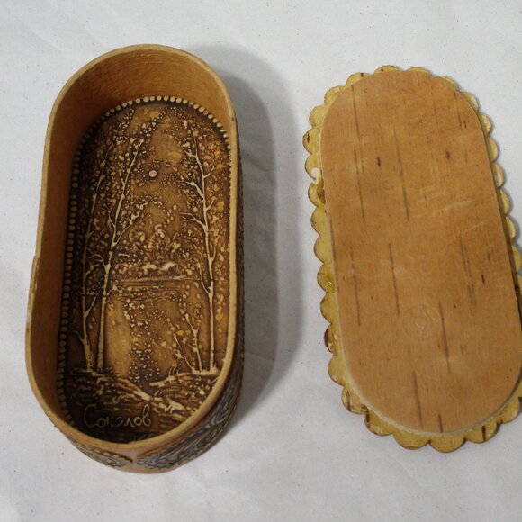 Vintage Carved Bear Siberian Birch Bark Trinket Jewelry  Box - Picture 6 of 8